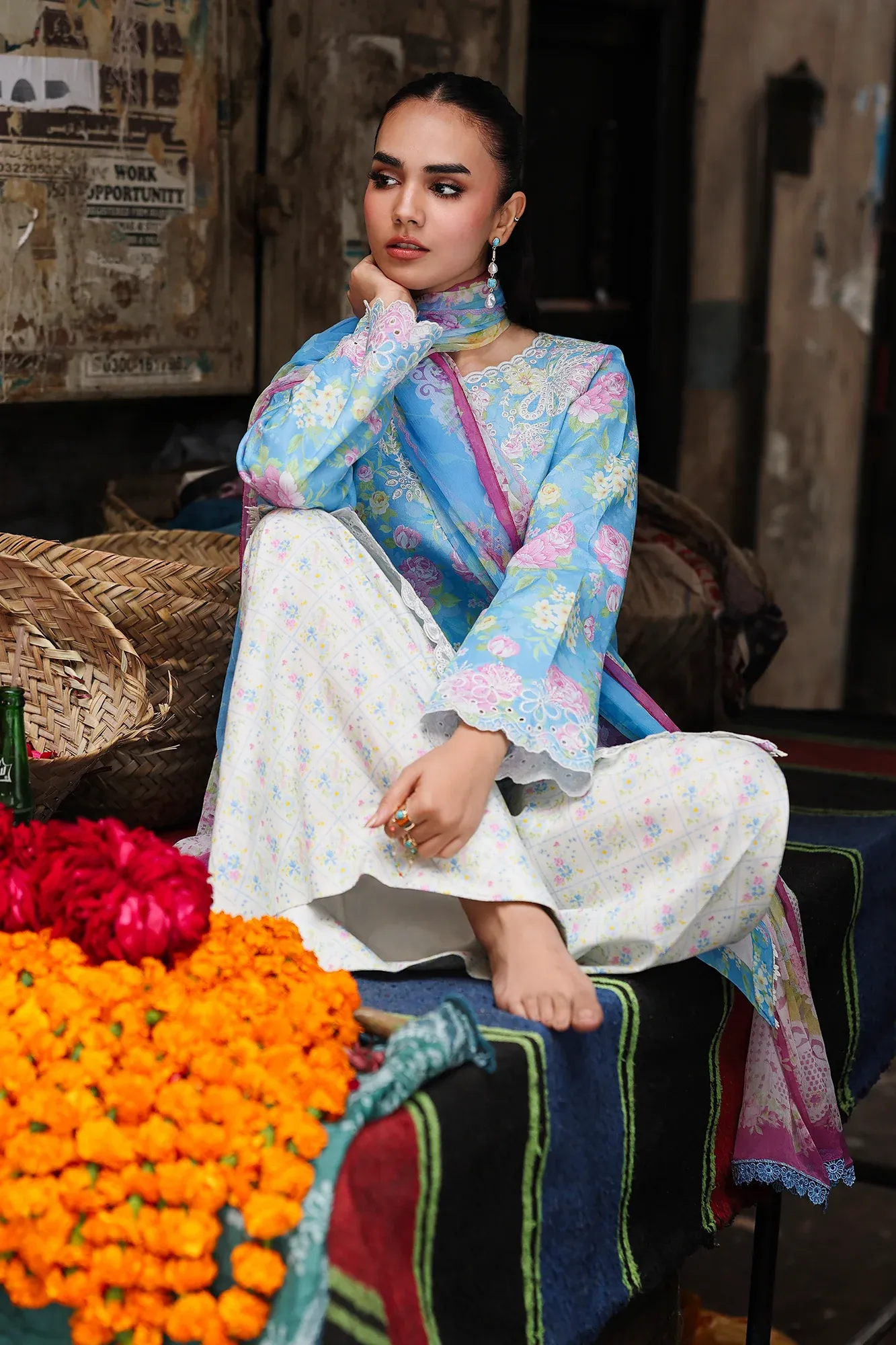 RAJBARI NISSA FLORAL SYMPHONY D-02 - Image 4
