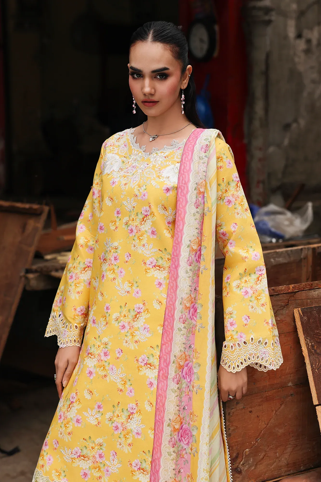 RAJBARI NISSA FLORAL SYMPHONY D-07 - Image 4