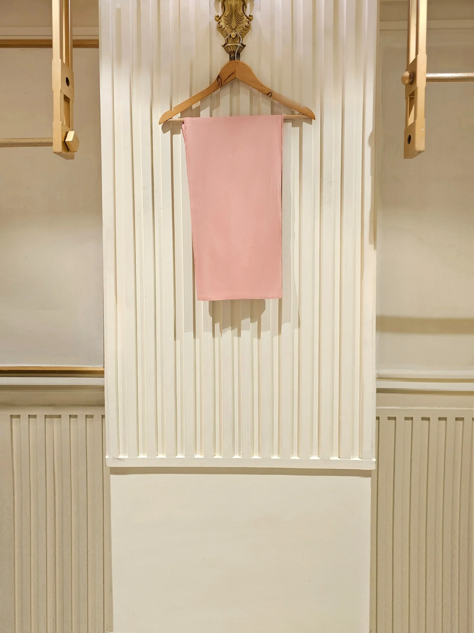S111478 AGHANOOR - Image 4