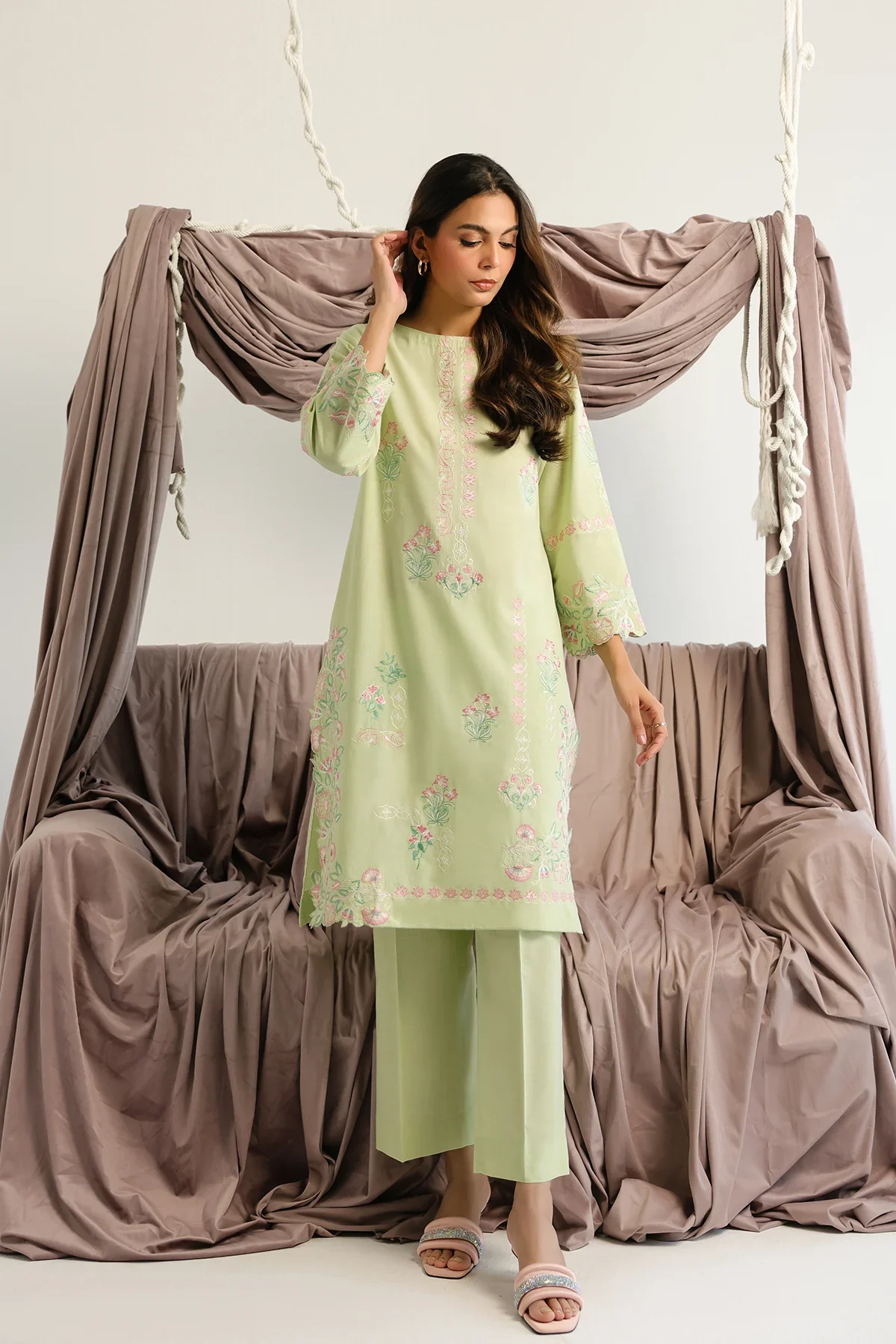 SAHAR WILLOW MEADOW 2PC - Image 2