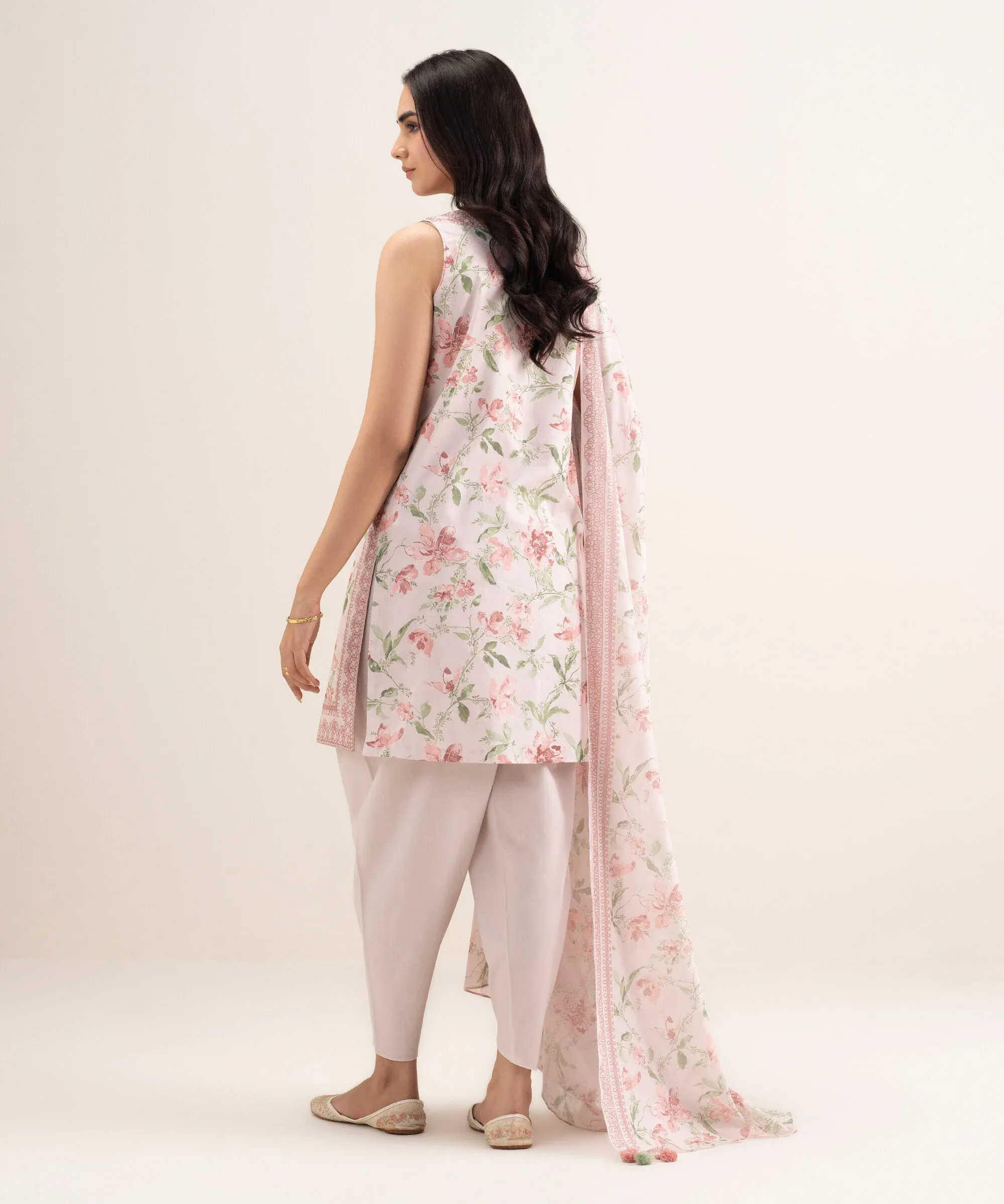 SAPPHIRE PRINTED LAWN U2D-DDS26V3-58 3PC - Image 5