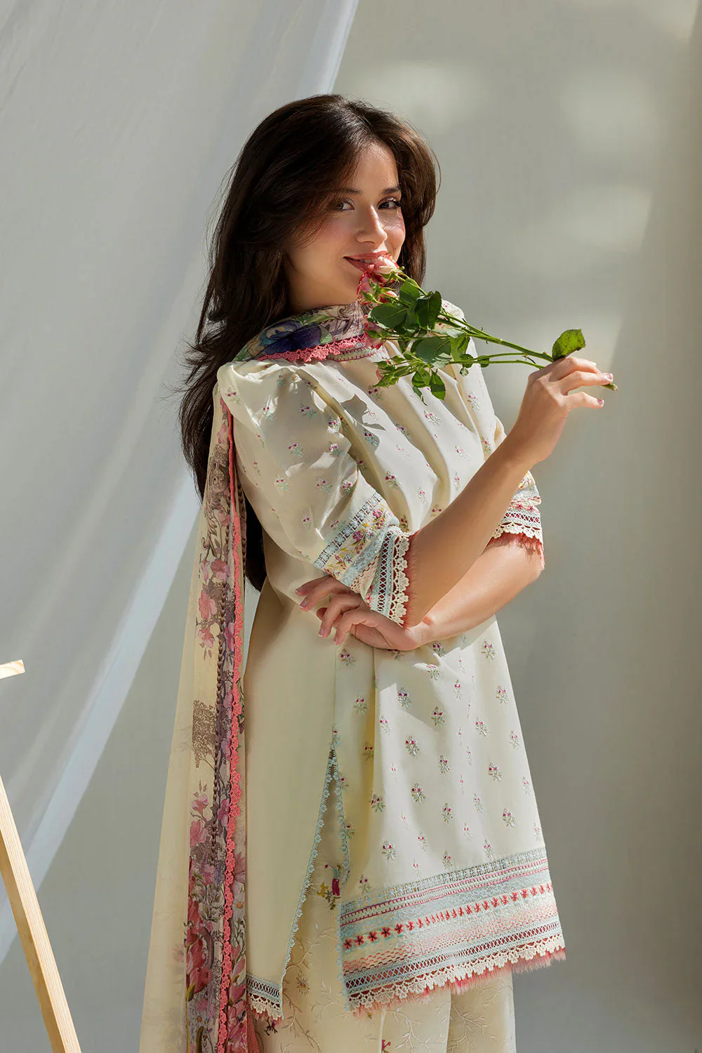 SOBIA NAZIR VITAL UNSTITCHED LAWN VT26-10A - Image 10