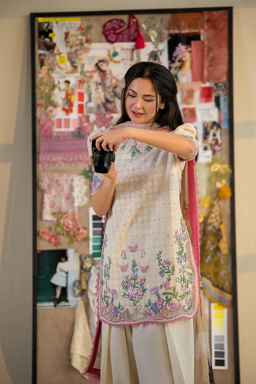 SOBIA NAZIR VITAL UNSTITCHED LAWN VT26-11B - Image 12