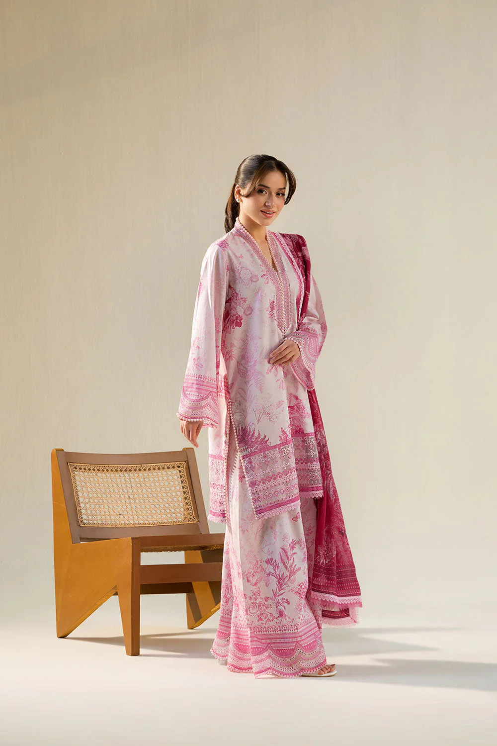 SOBIA NAZIR VITAL UNSTITCHED LAWN VT26-3A - Image 6