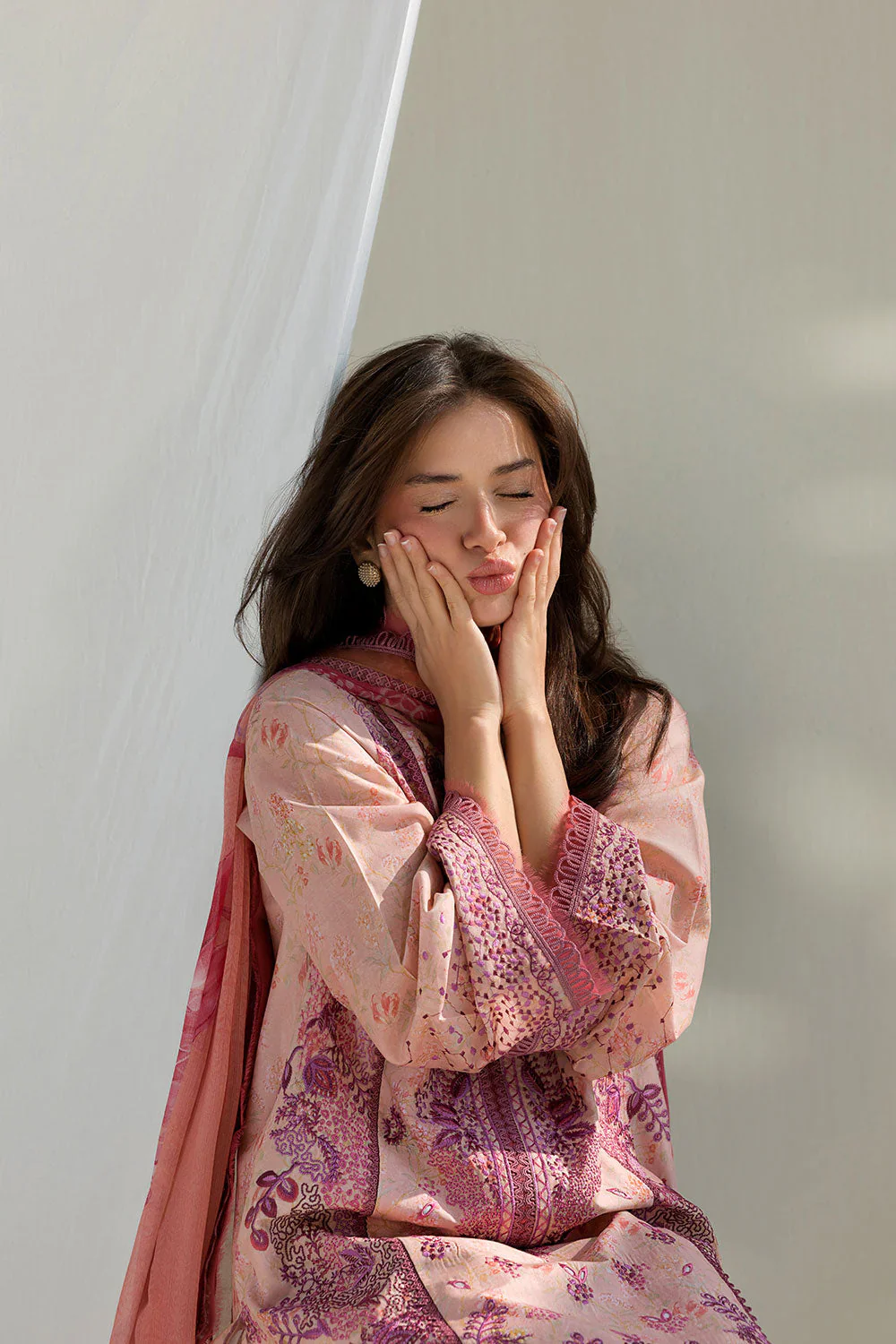 SOBIA NAZIR VITAL UNSTITCHED LAWN VT26-5B - Image 10