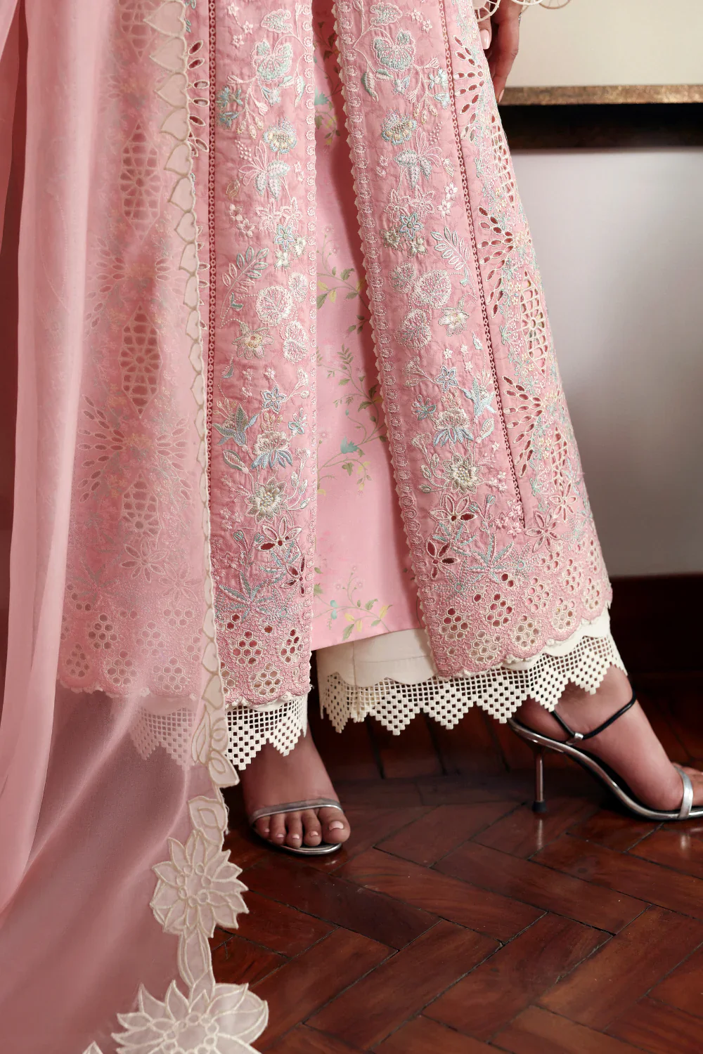 SORAYA BLOSSOM - Image 6