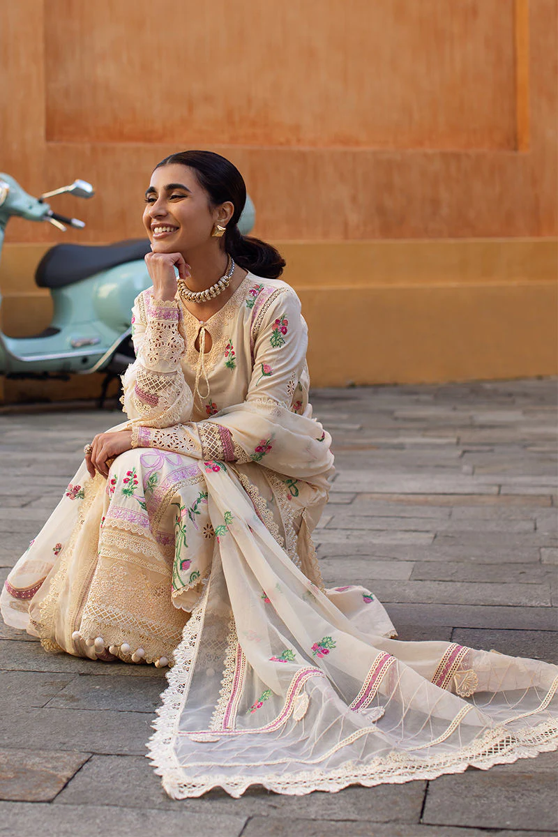 STITCHED BY CC ANSAB JAHANGIR ZOHA ROSALIA 3PC - Image 4