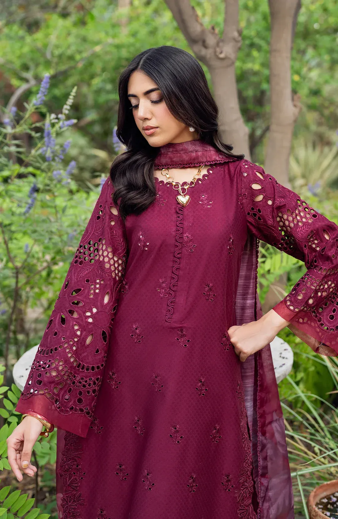 STITCHED BY CC D-01 ZARIF NURA  3PC - Image 2