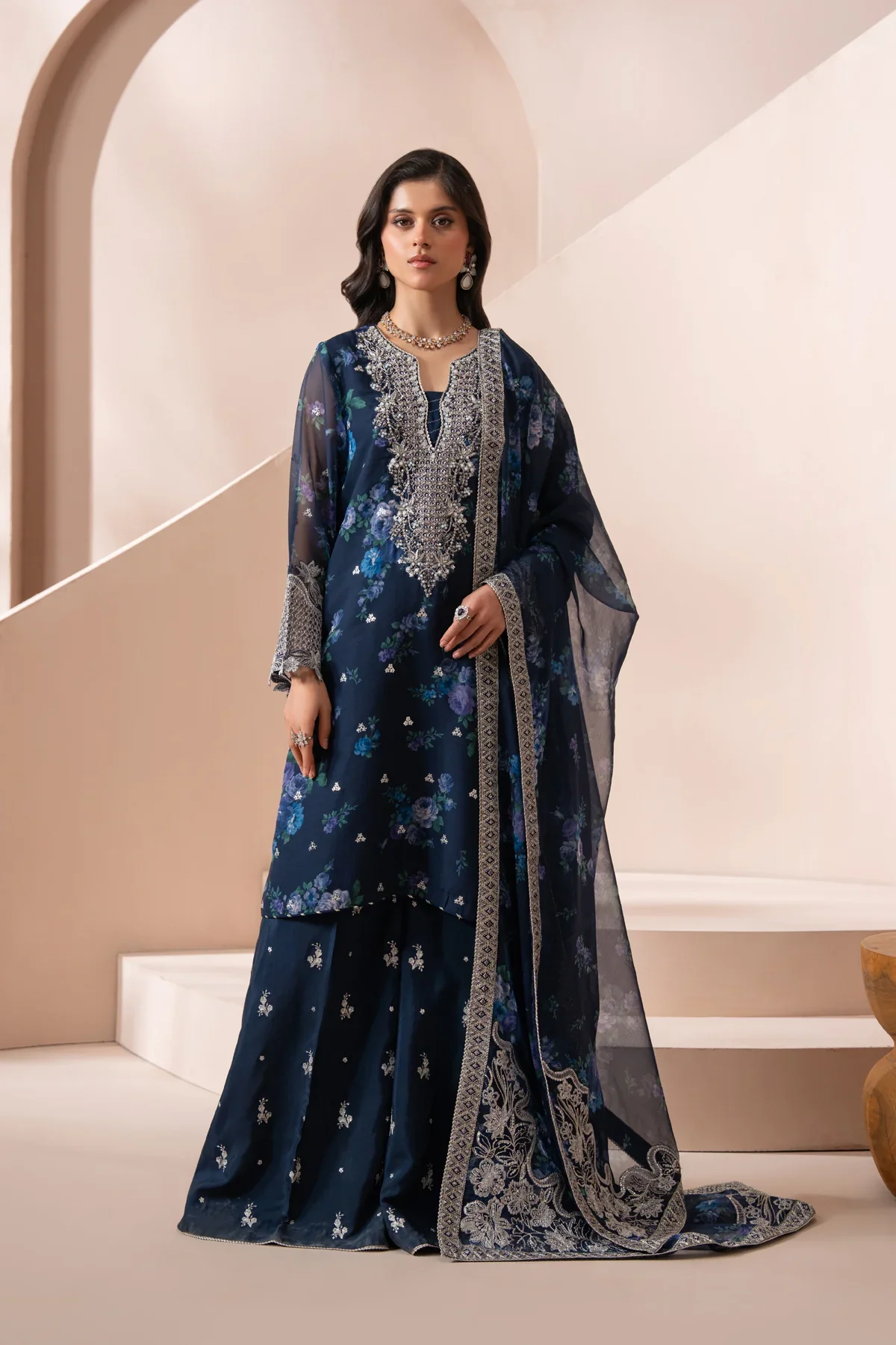 XENIA DEME UNSTITCHED FORMALS OMAIRA - Image 2